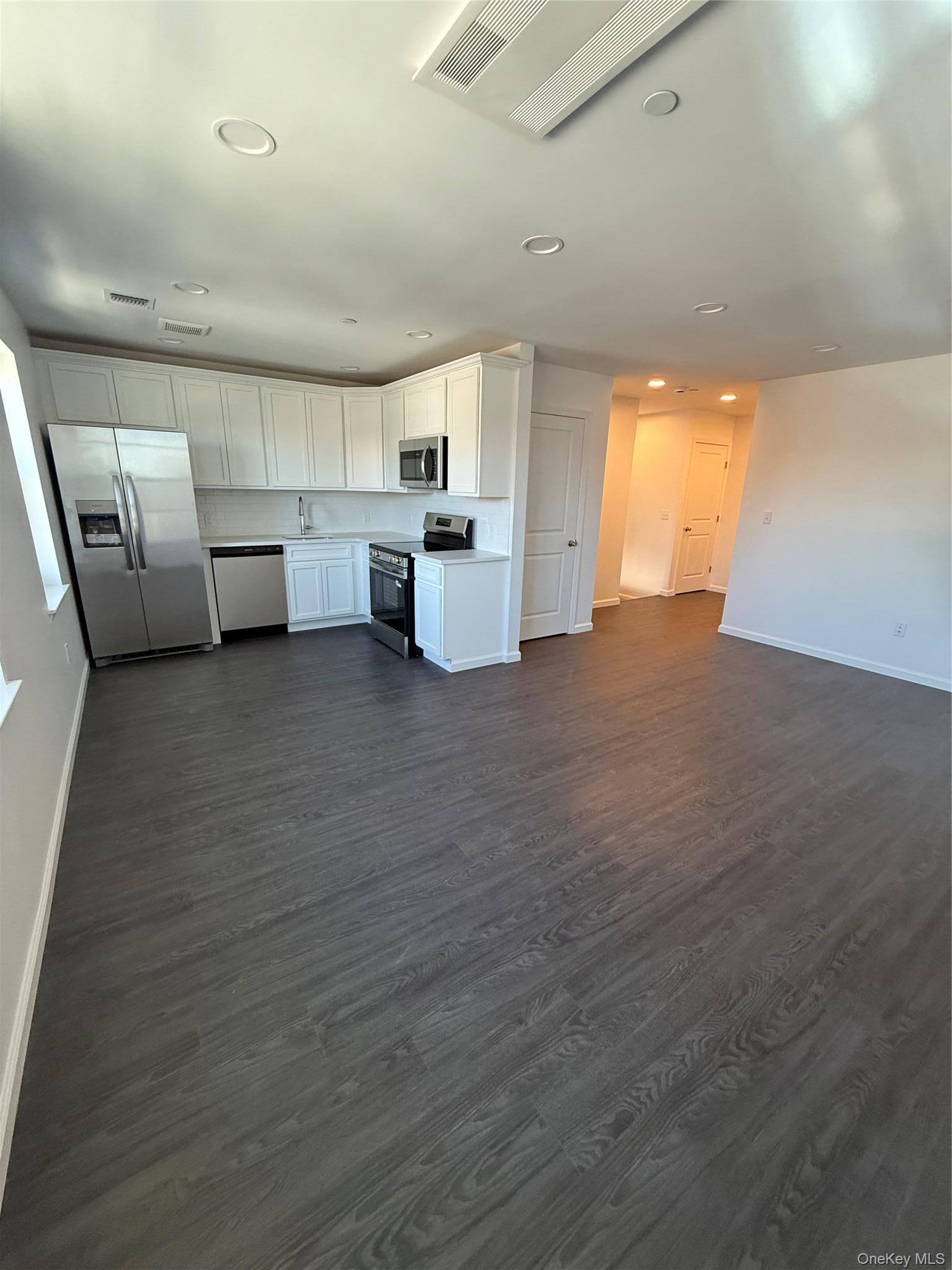338 Beach 46th Street – For Rent photo 5