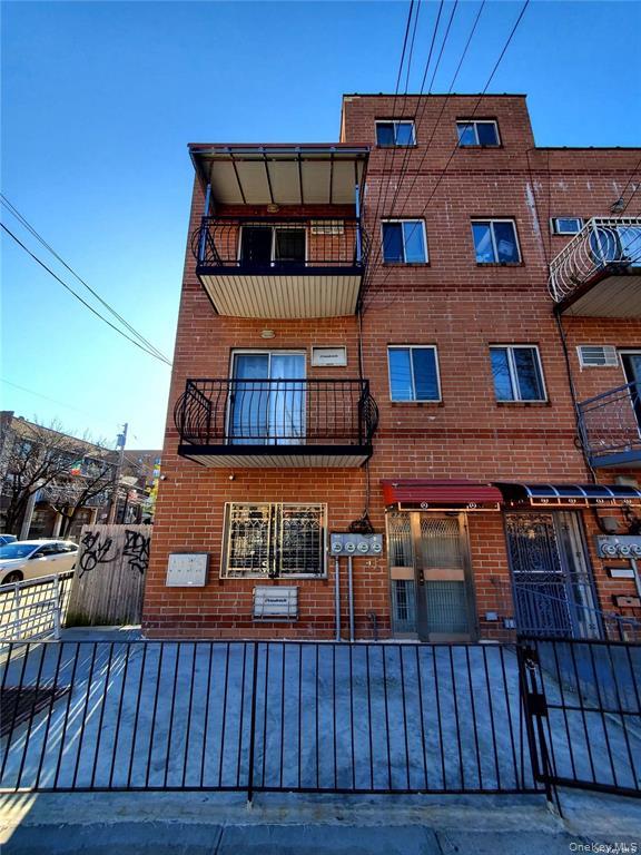 87-86 52nd Avenue – For Sale