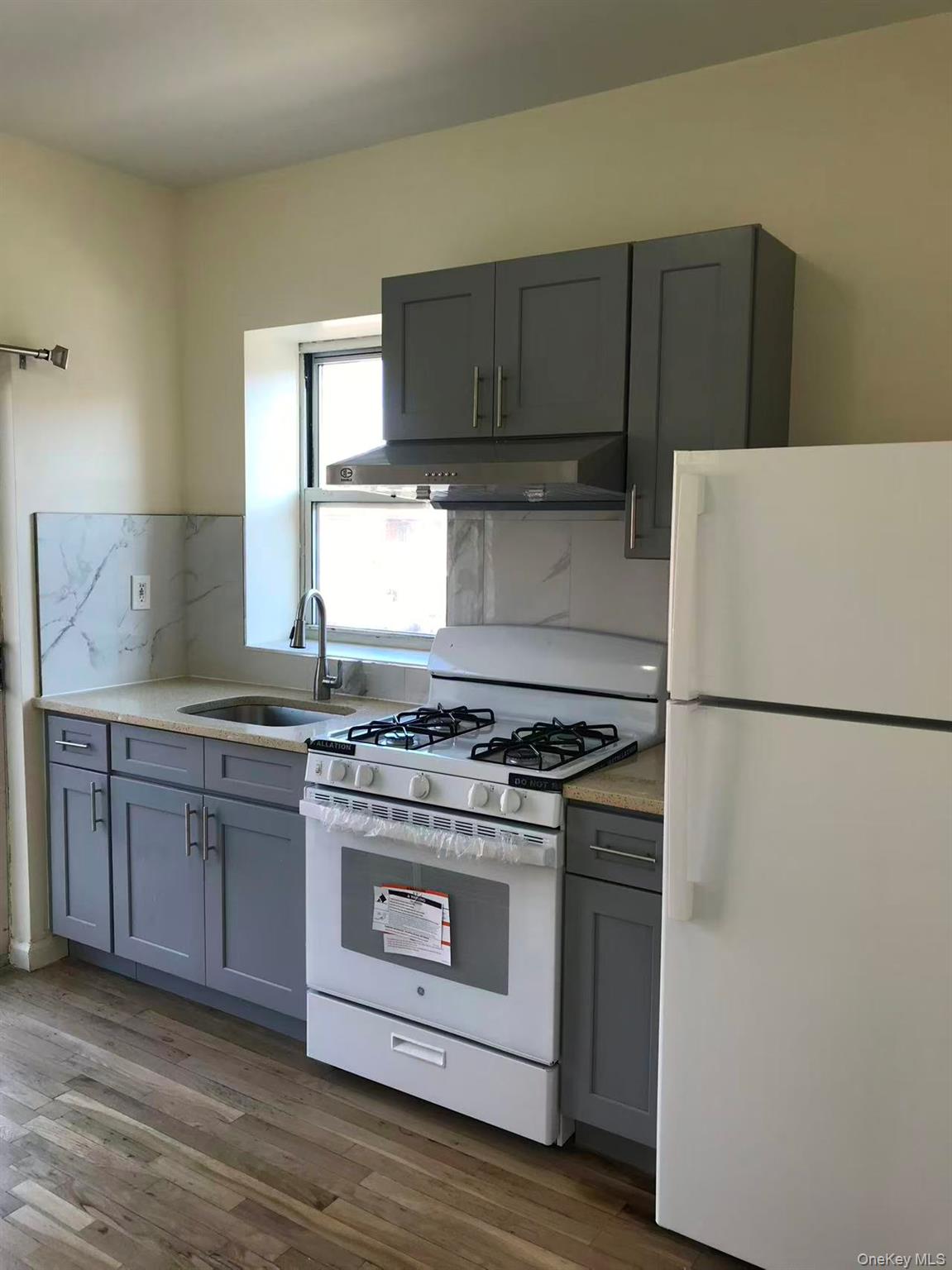 87-86 52nd Avenue – For Sale photo 2