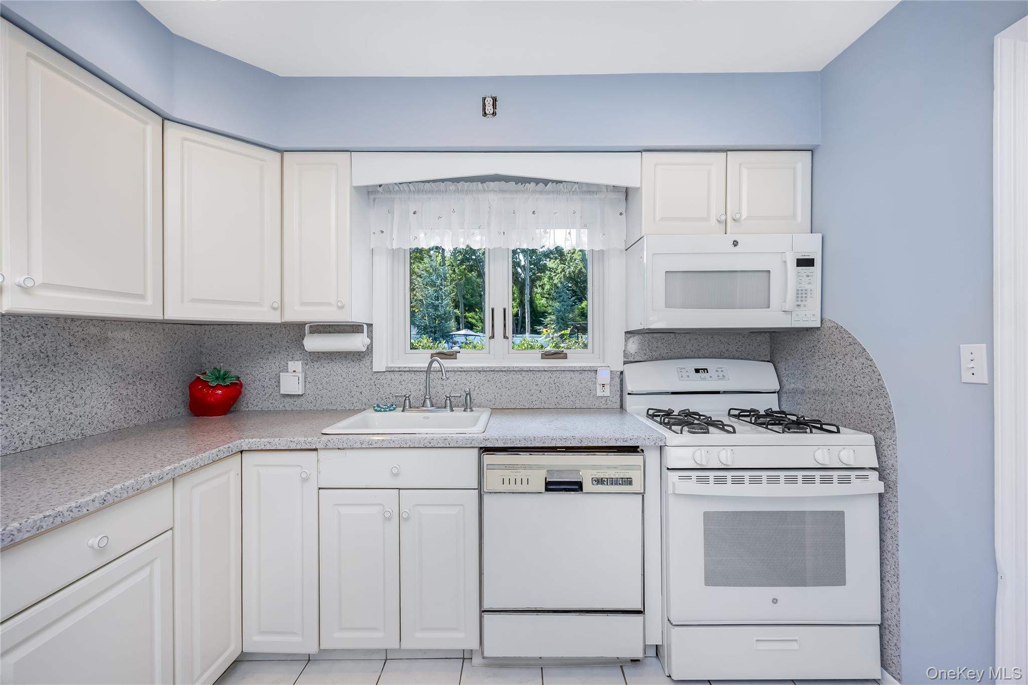42 Pineacre Drive – For Sale photo 8