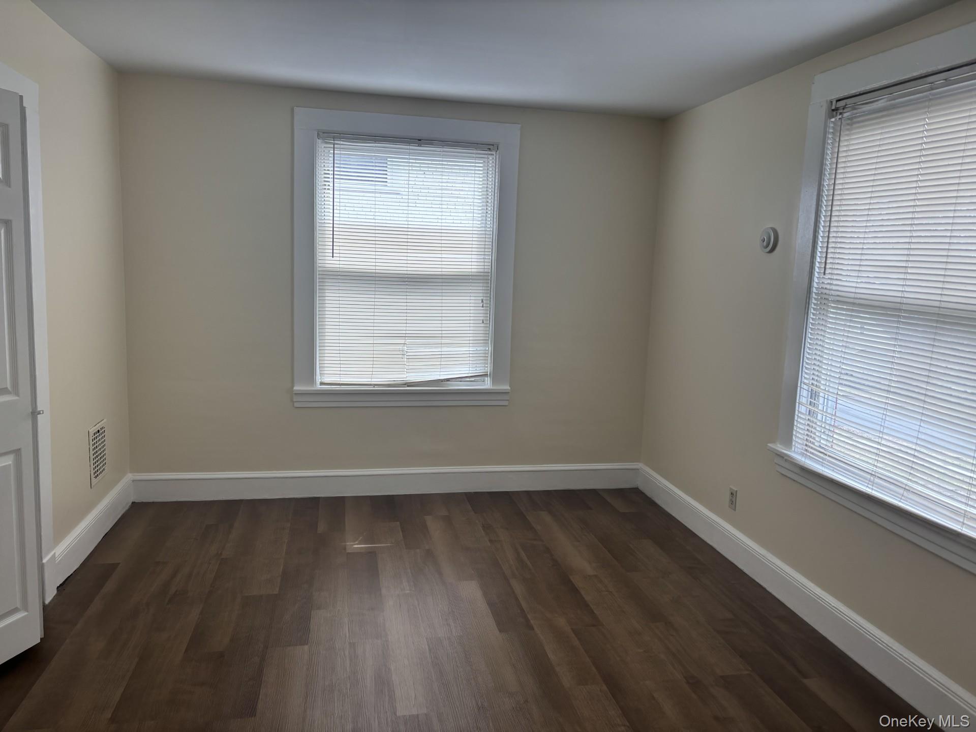 9 Myrtle Street, Unit 2 photo 2