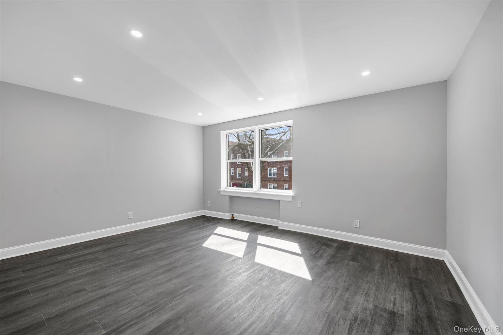 141-12 78th Avenue, Unit 3-H photo 4