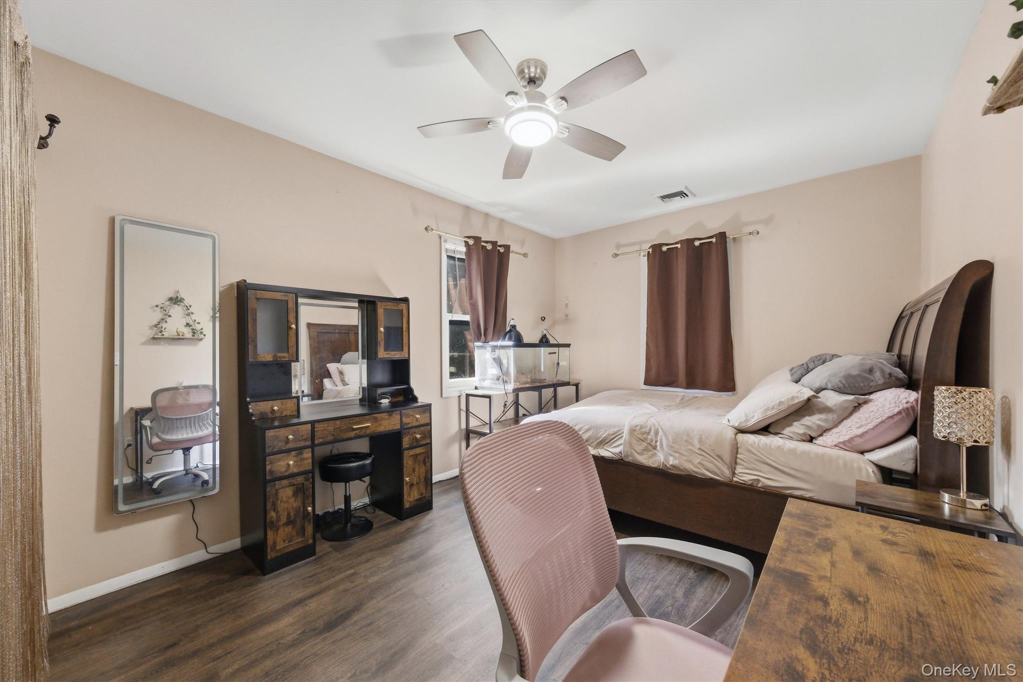 101 Elm Street – For Sale photo 9
