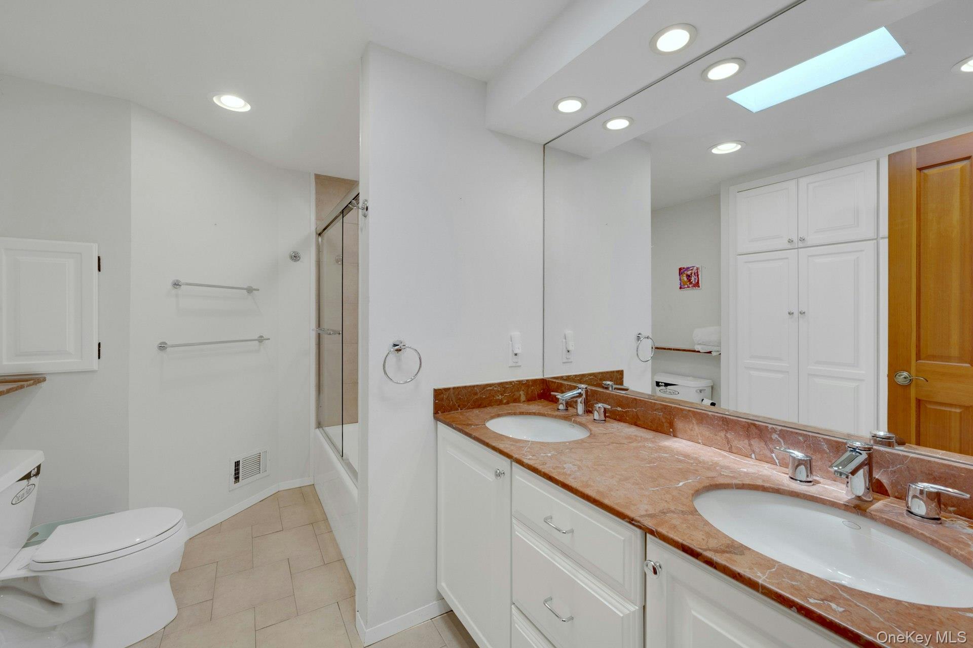 107 Holly Place – For Rent photo 21