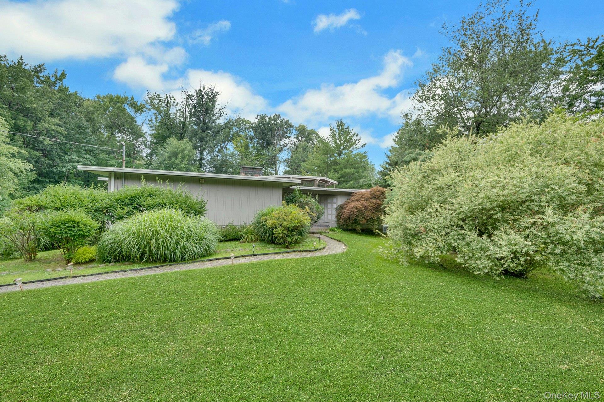 107 Holly Place – For Rent photo 36