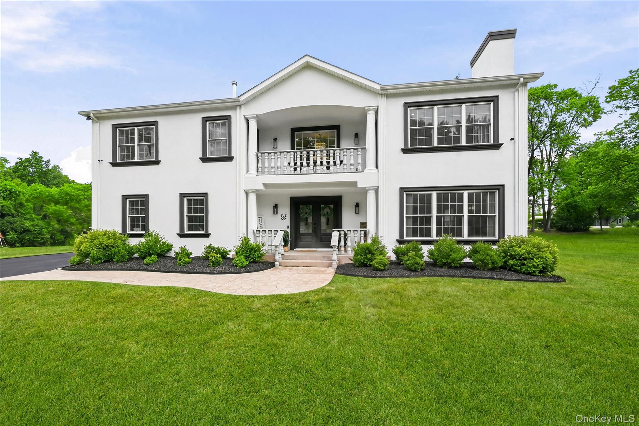 8 Darmstadter Road – For Sale photo 3