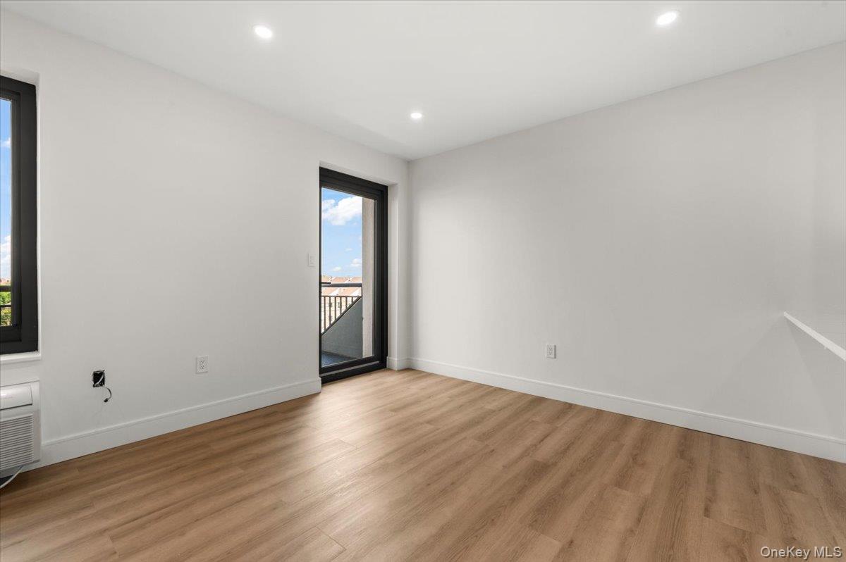 100 Broadway W, Unit 4T photo 12