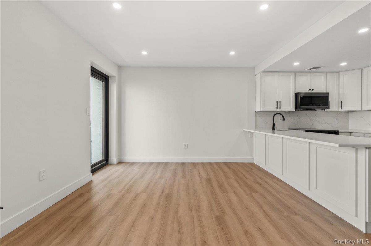 100 Broadway W, Unit 4T photo 11