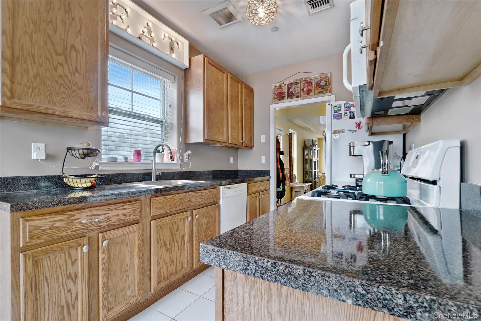 6428 Ocean Avenue S – For Sale photo 13