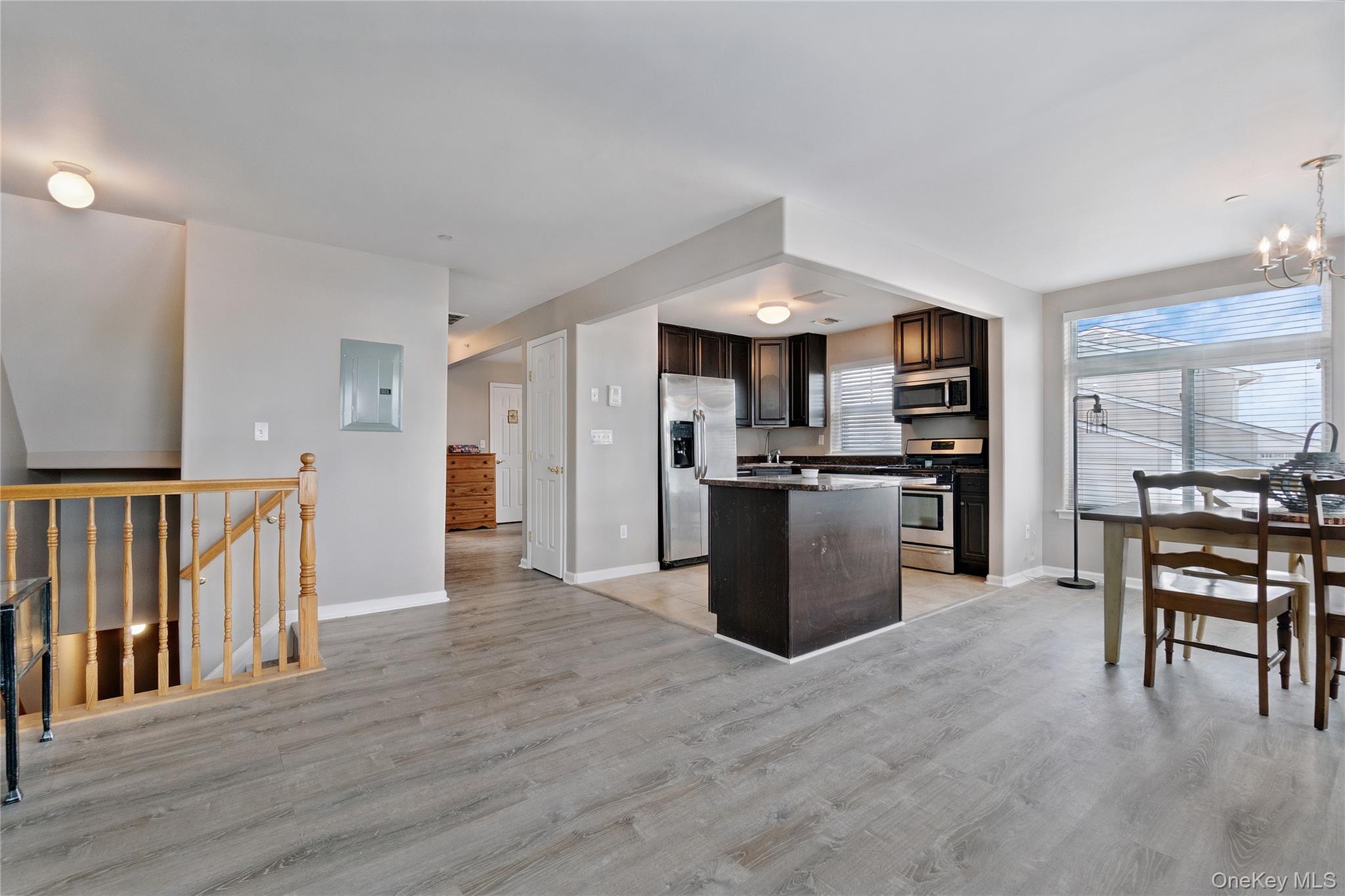 6428 Ocean Avenue S – For Sale photo 24