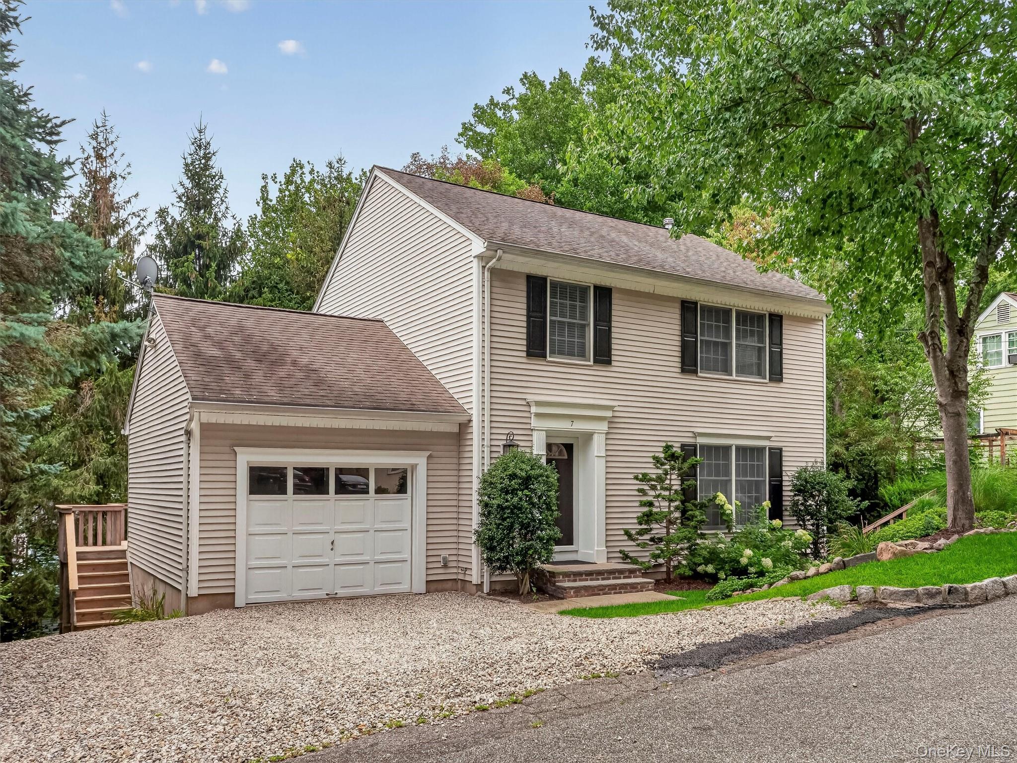 7 East Place – For Sale photo 2