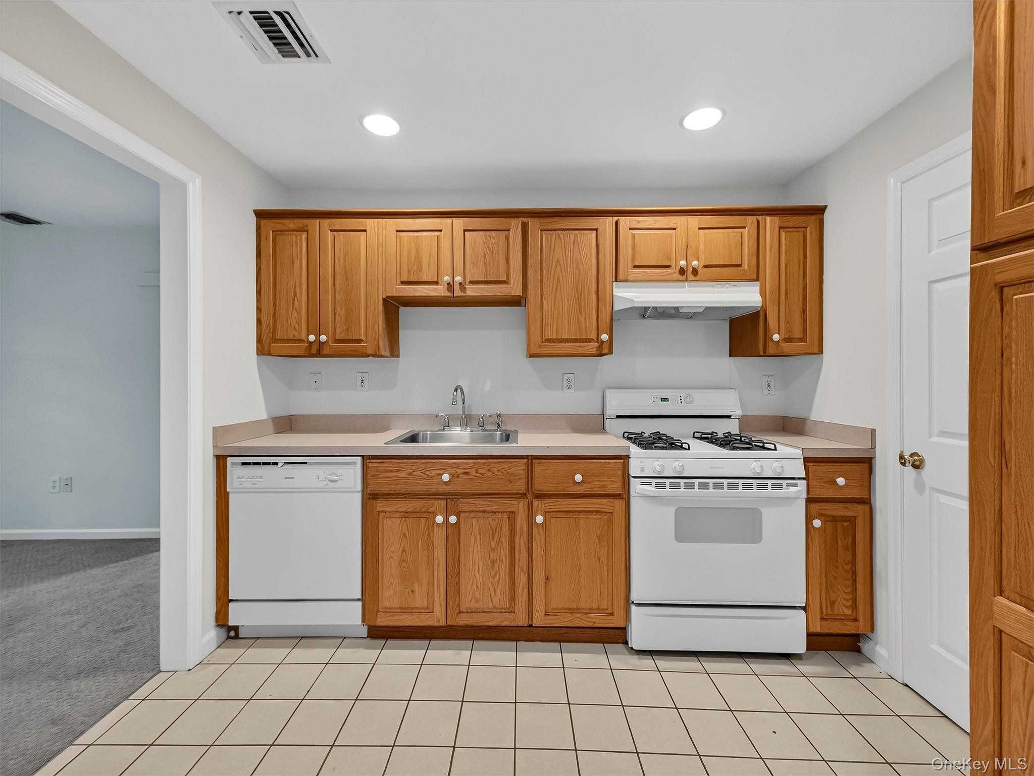 7 East Place – For Sale photo 26