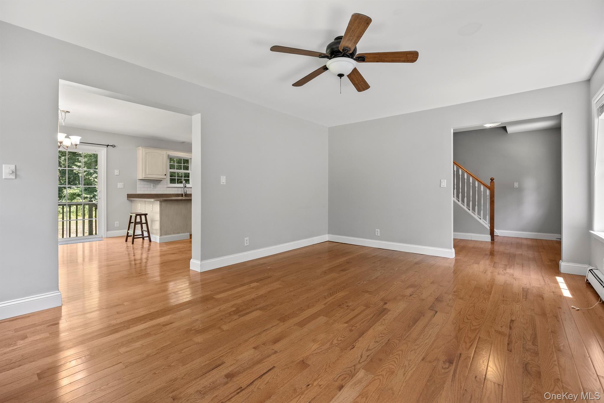 13-14 Creekside Place – For Sale photo 36