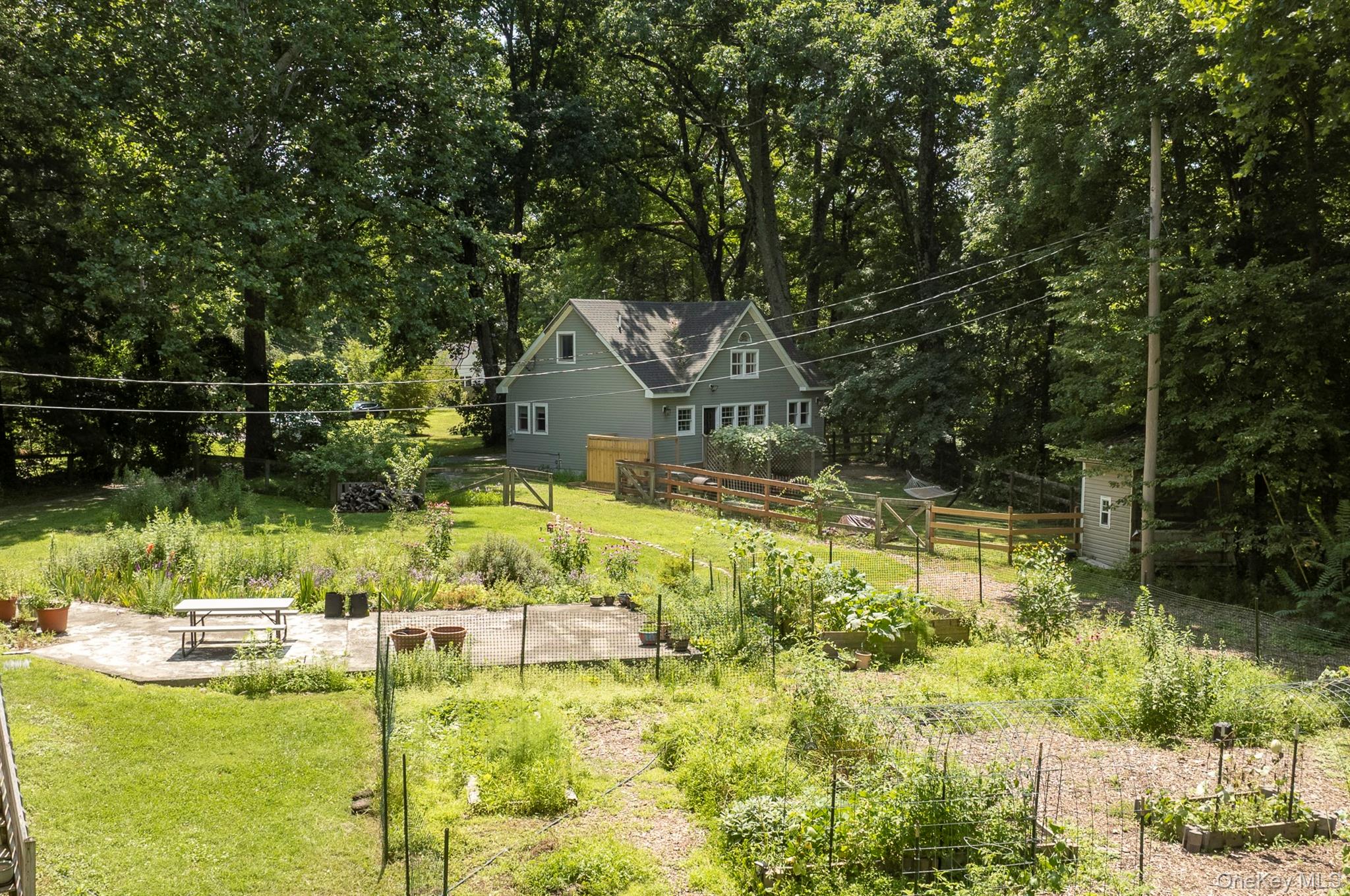 13-14 Creekside Place – For Sale photo 6