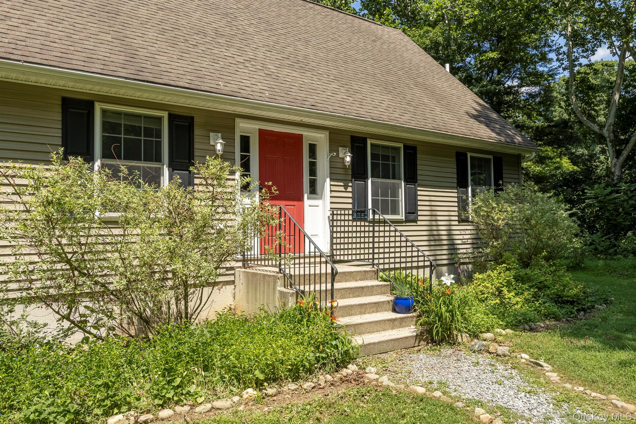 13-14 Creekside Place – For Sale photo 31