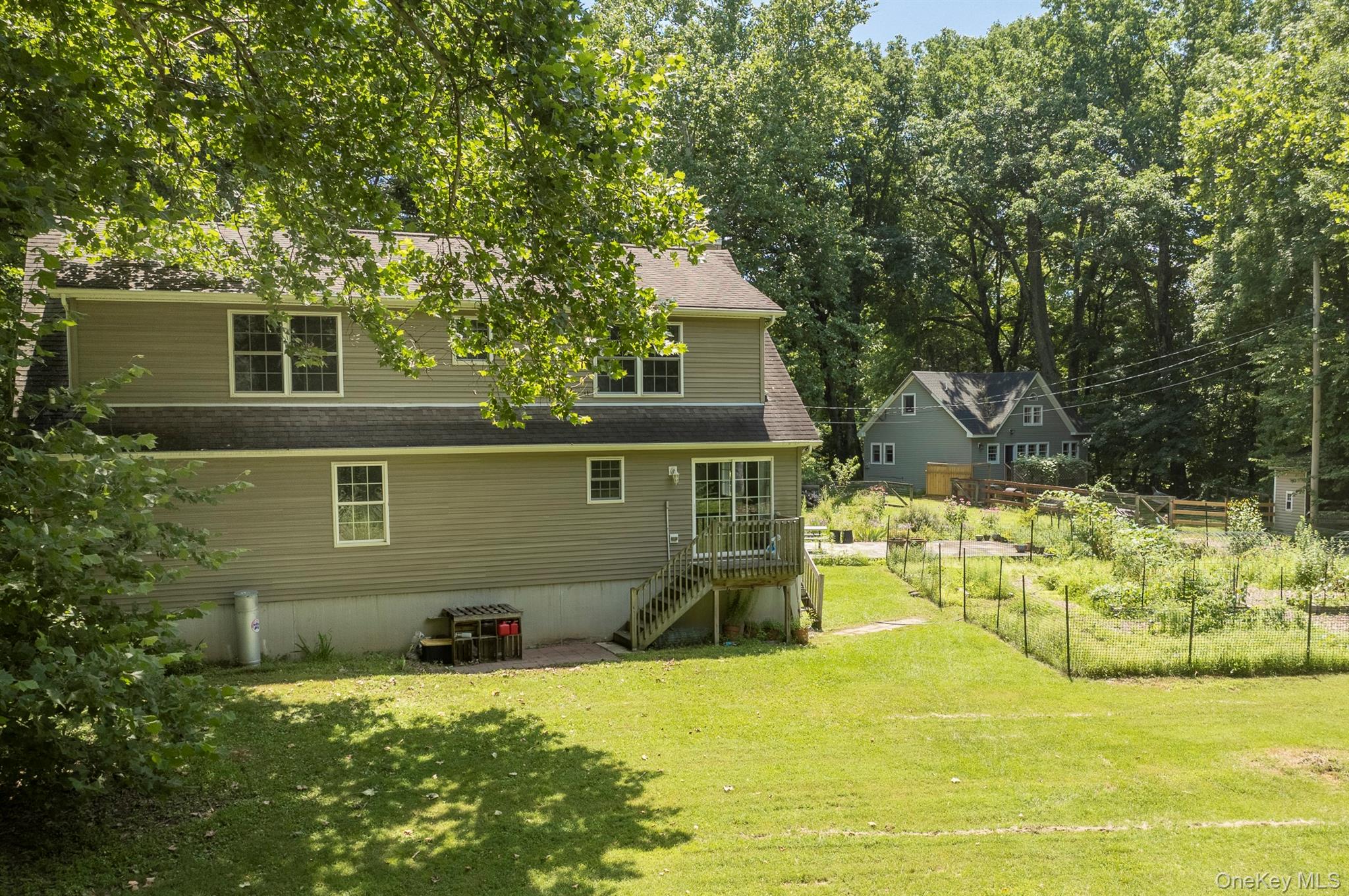 13-14 Creekside Place – For Sale photo 45