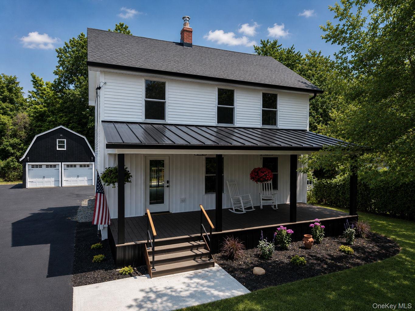 33 County Highway 17 – For Sale