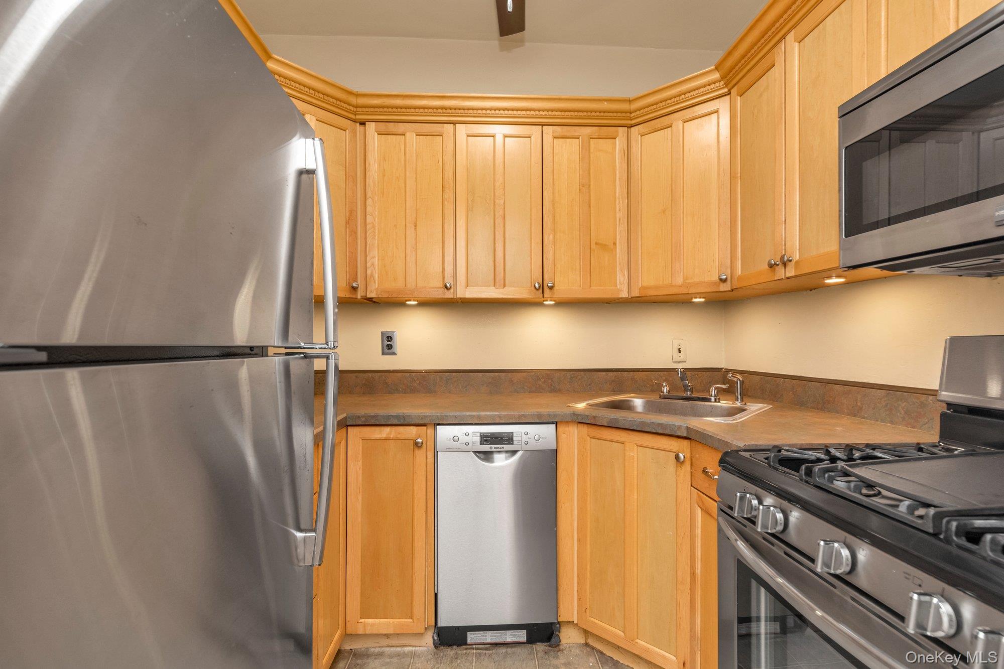 55 Grand Avenue, Unit 2A photo 7