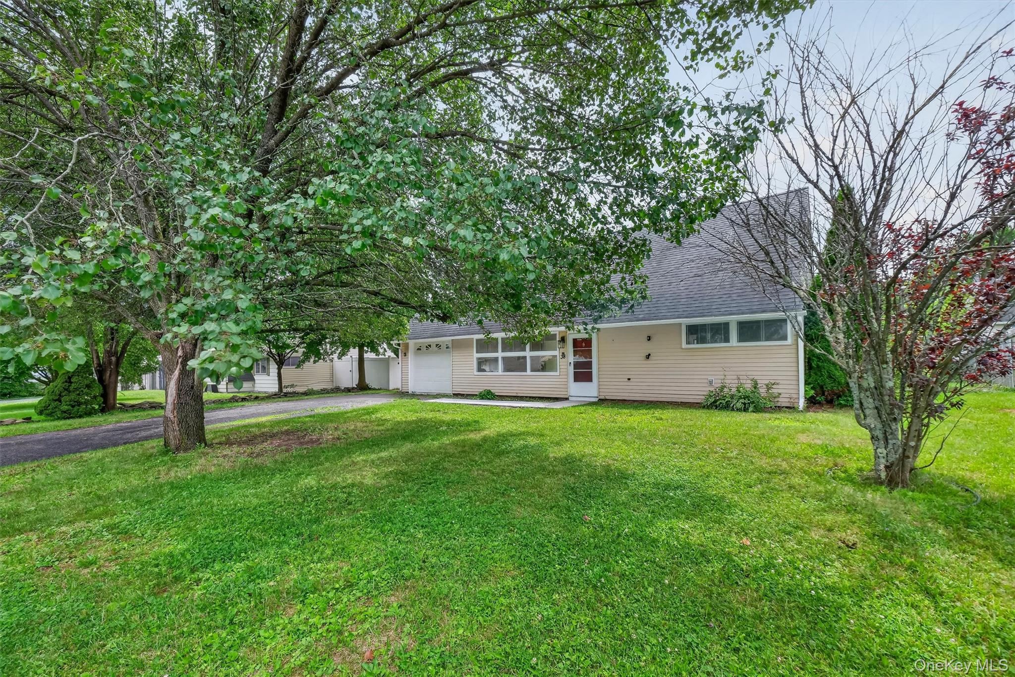 38 Indian Springs Lane – For Sale photo 3