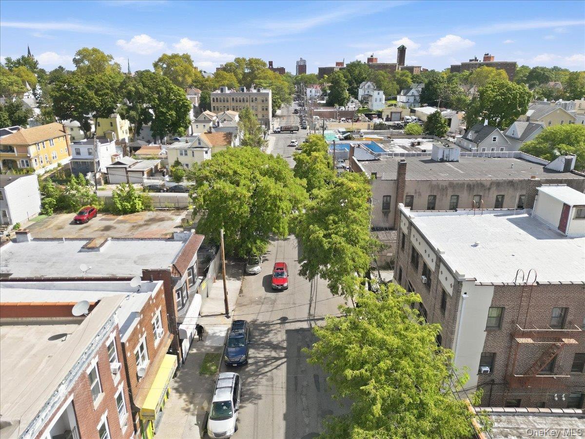 209 W 3rd Street – For Sale photo 22