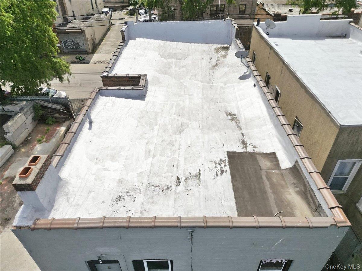 209 W 3rd Street – For Sale photo 18