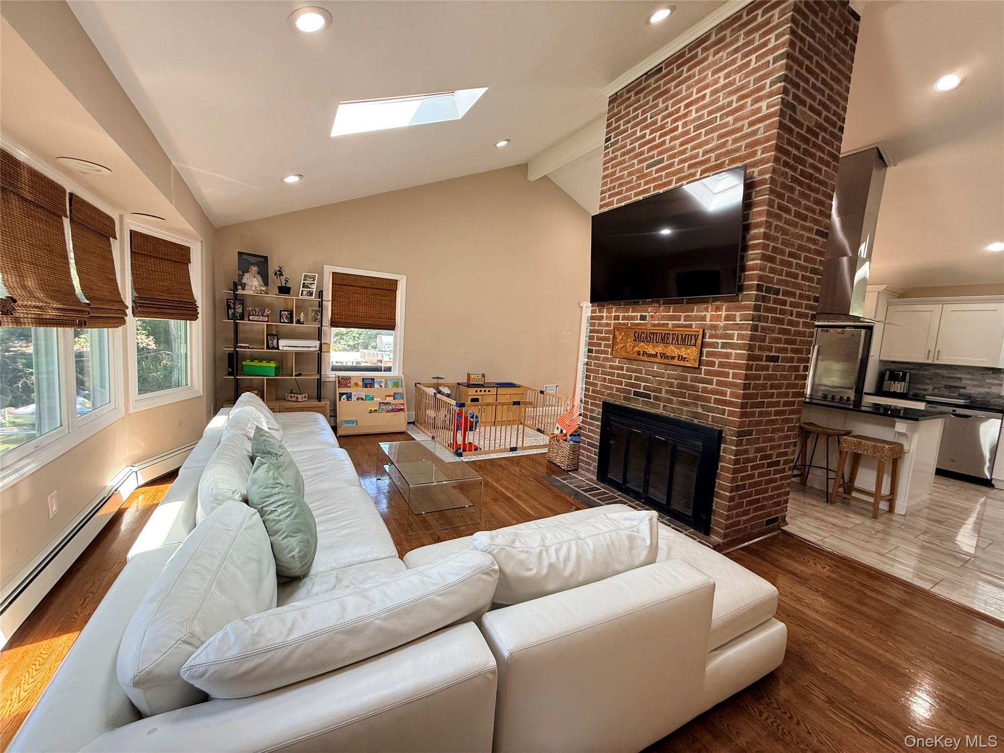 6 Pond View Drive – For Sale photo 2