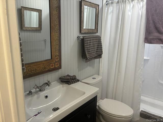 1661 Old Country Road, Unit 17 photo 15