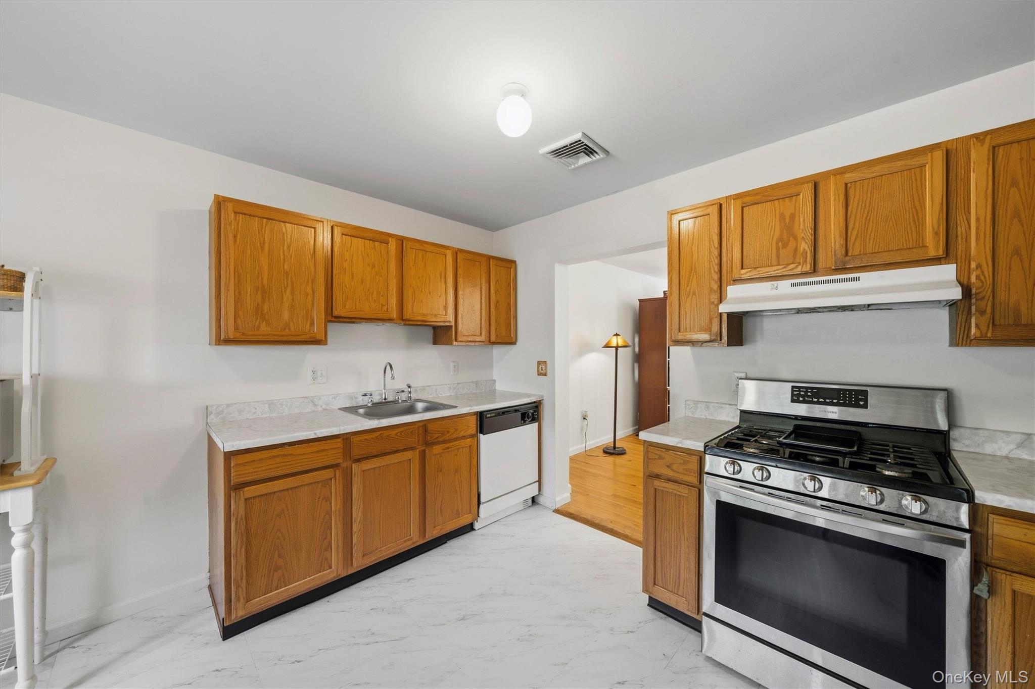 213 Eagleton Drive – For Sale photo 5