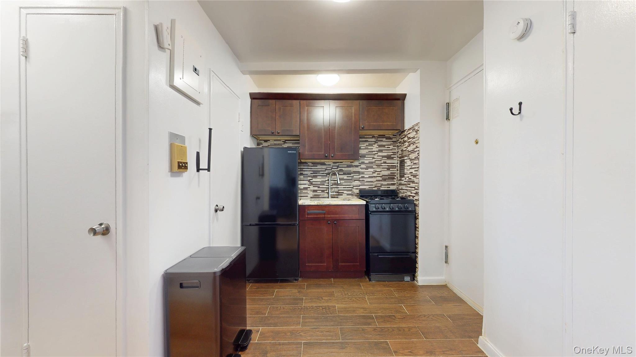 84-50 169th Street, Unit 319 photo 7