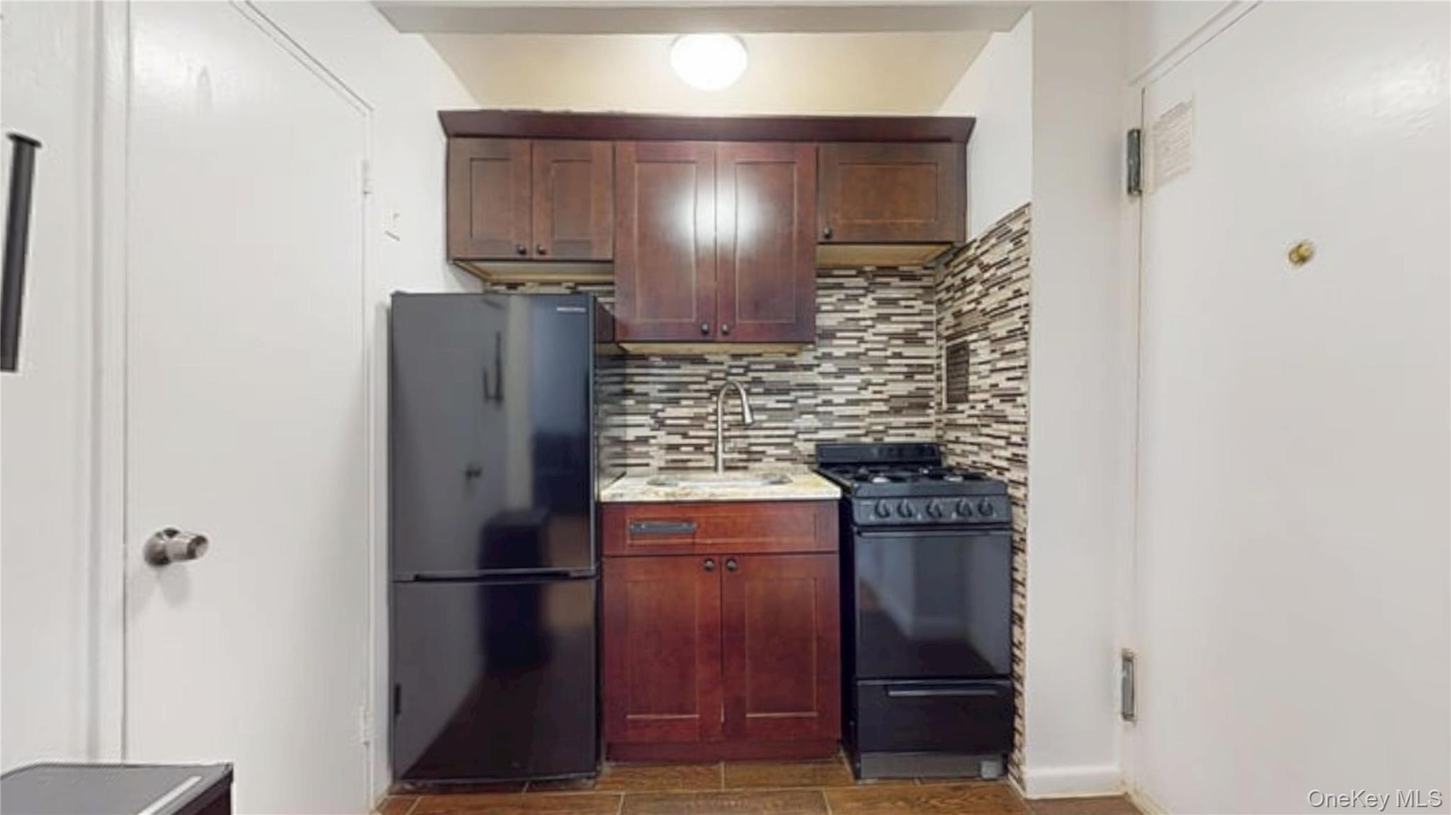 84-50 169th Street, Unit 319 photo 6