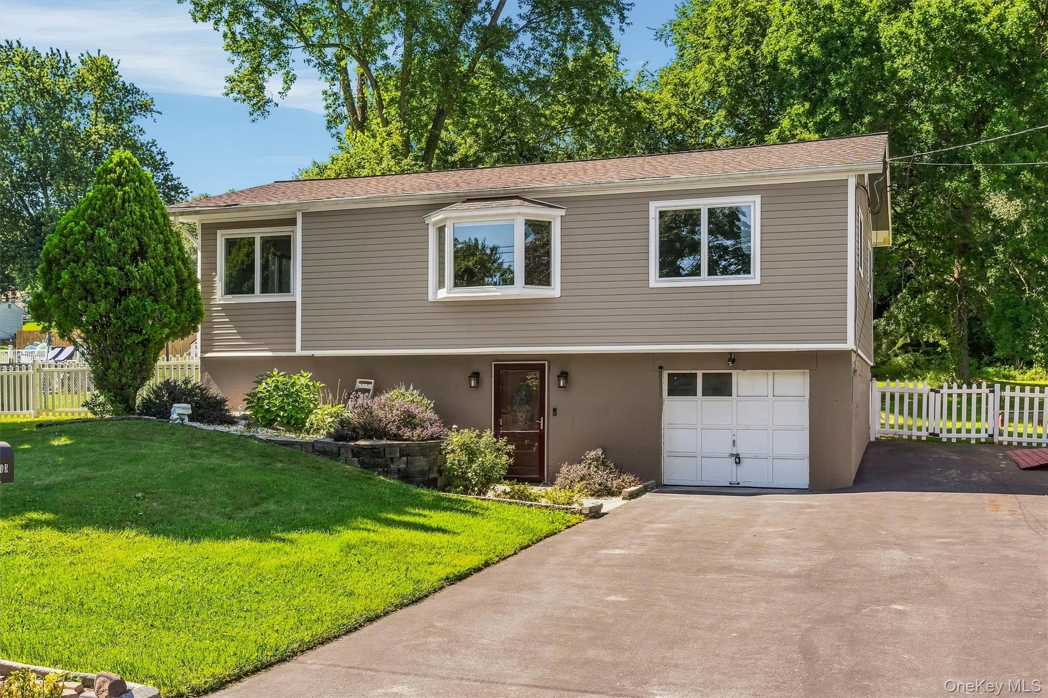 21 Trotting Drive – For Sale photo 5