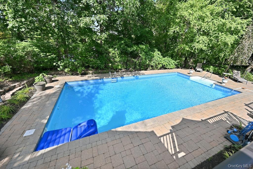 20 Williamsburg Drive – For Rent photo 37