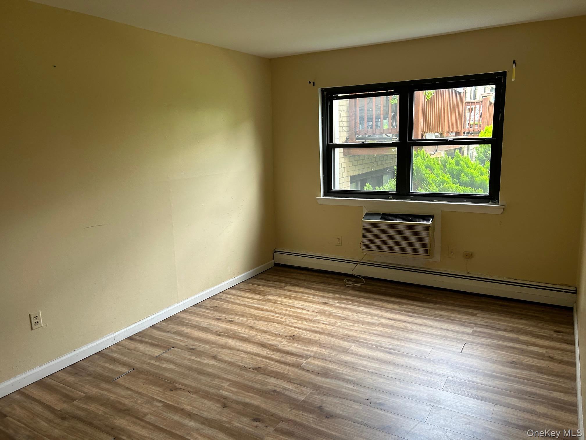 175 Sneden Place, Unit 175 photo 14