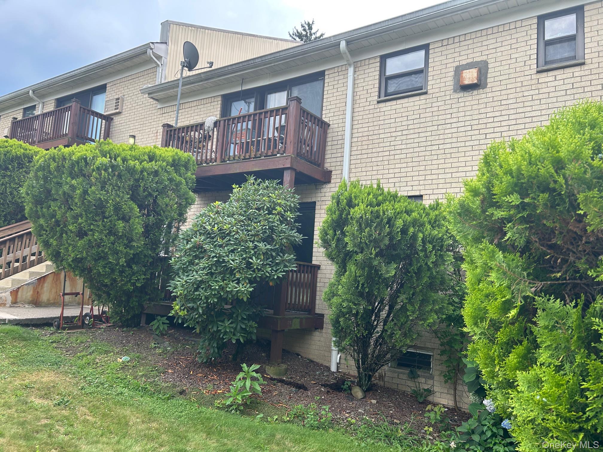 175 Sneden Place, Unit 175 photo 38