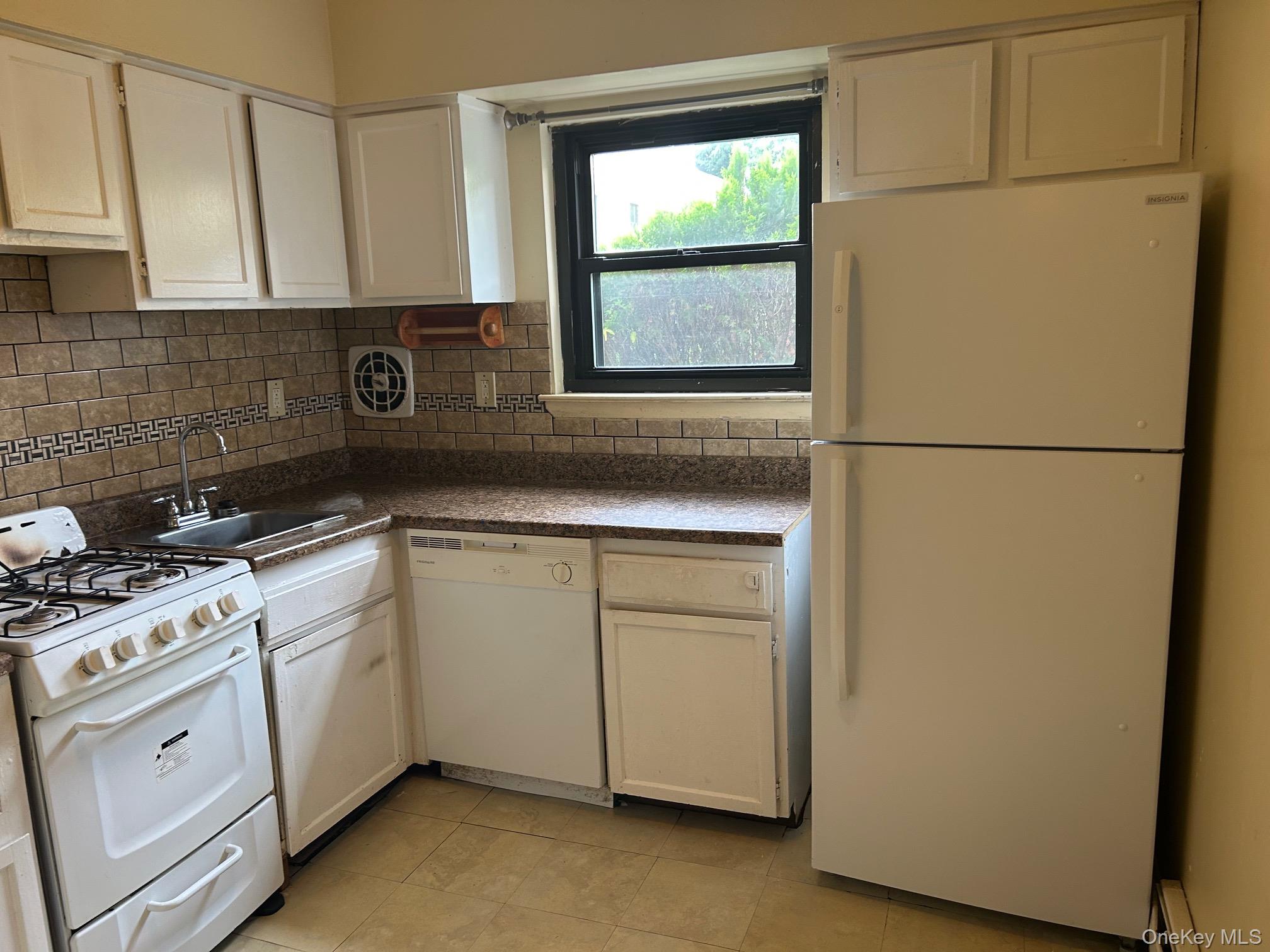 175 Sneden Place, Unit 175 photo 7