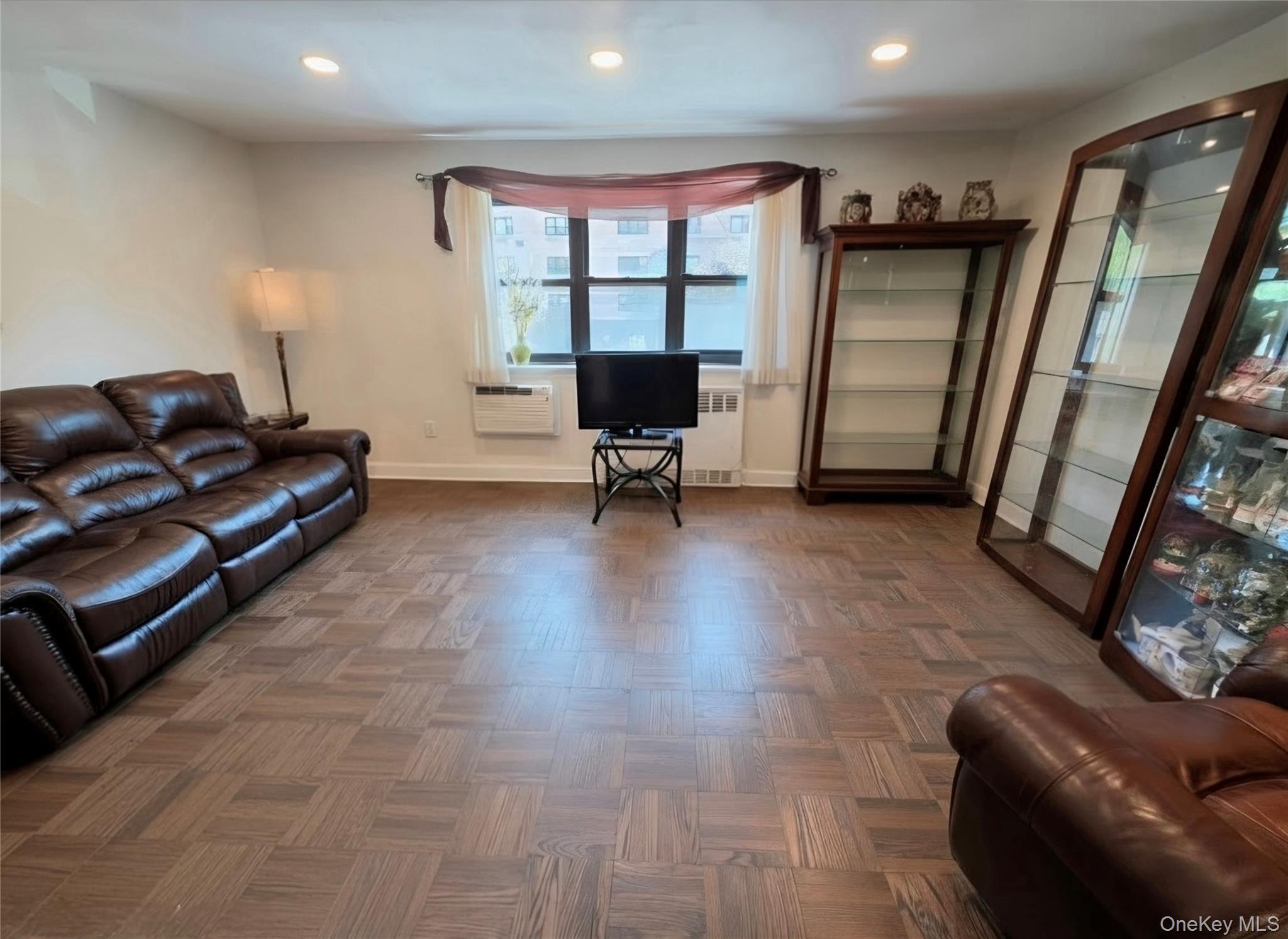 88-25 155th Avenue, Unit 1A photo 5