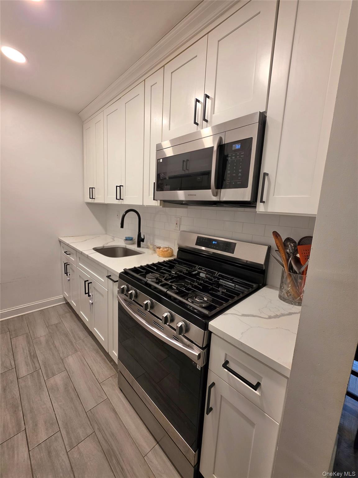 88-25 155th Avenue, Unit 1A photo 3
