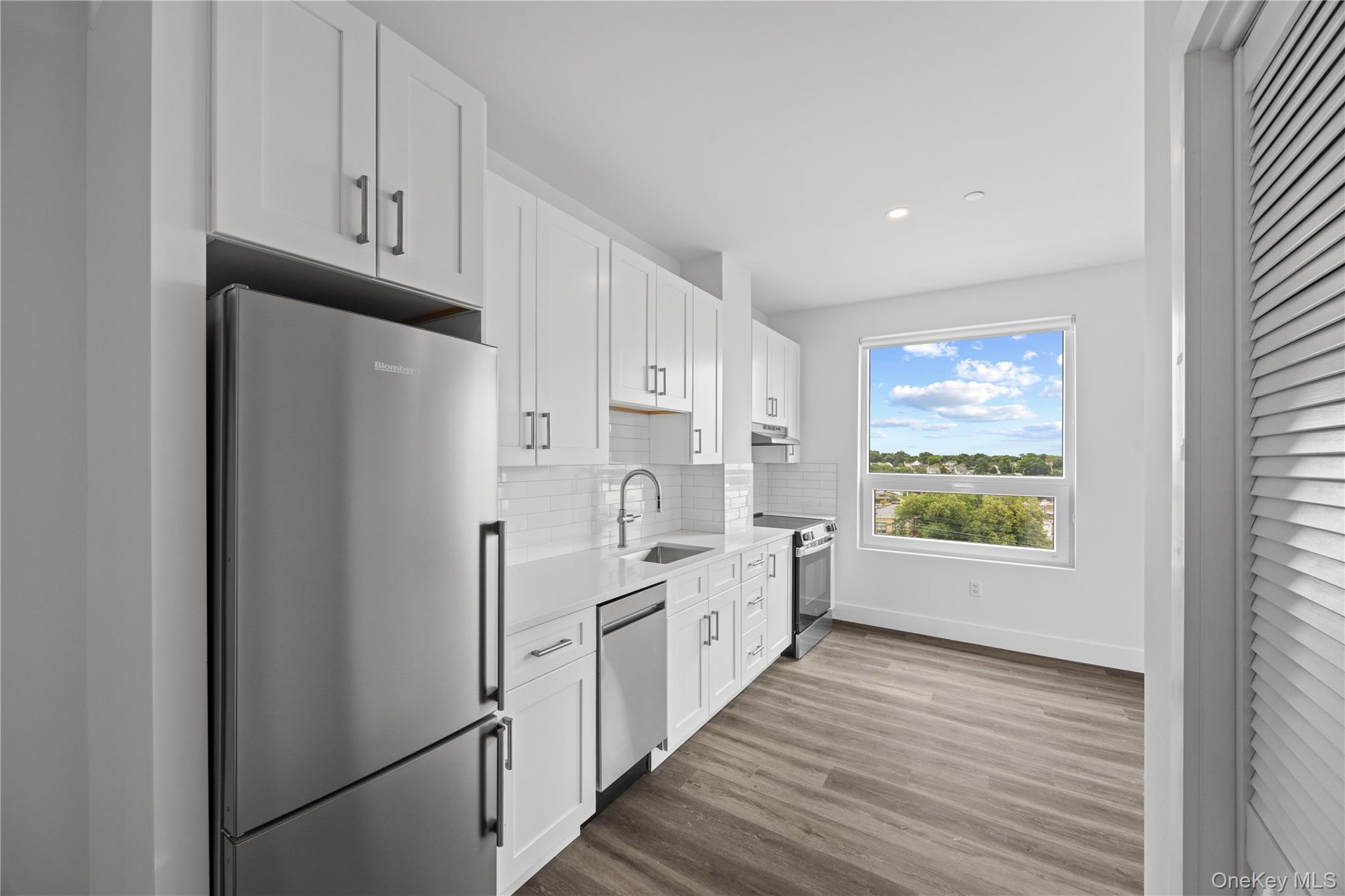 30 Broad Street, Unit 702 photo 4