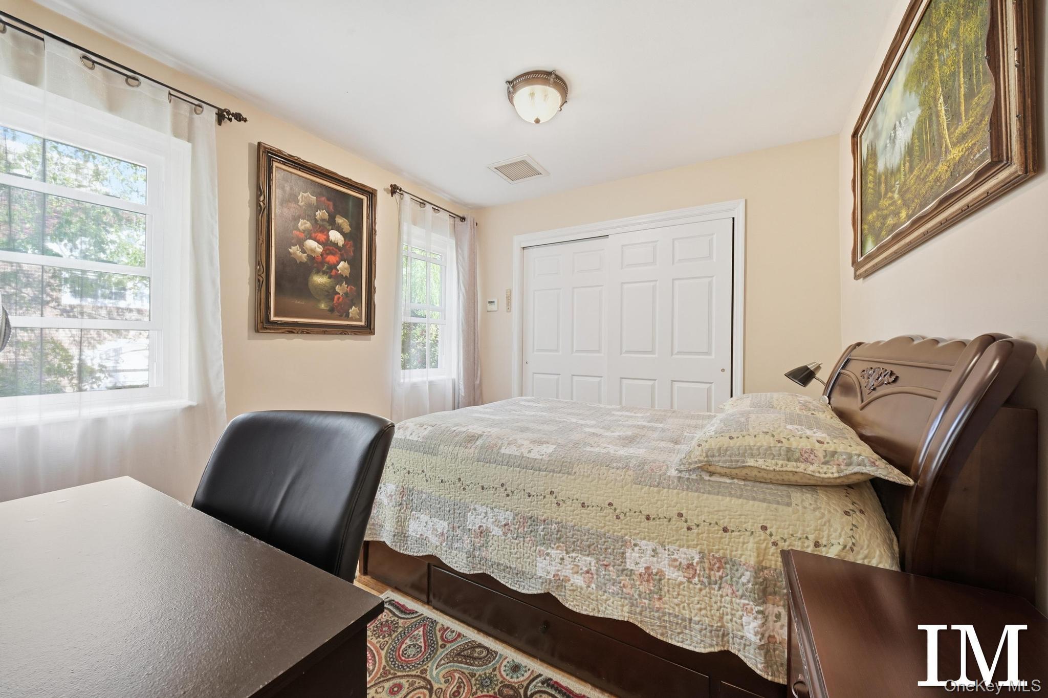 147-47 Charter, Unit 22 B photo 26
