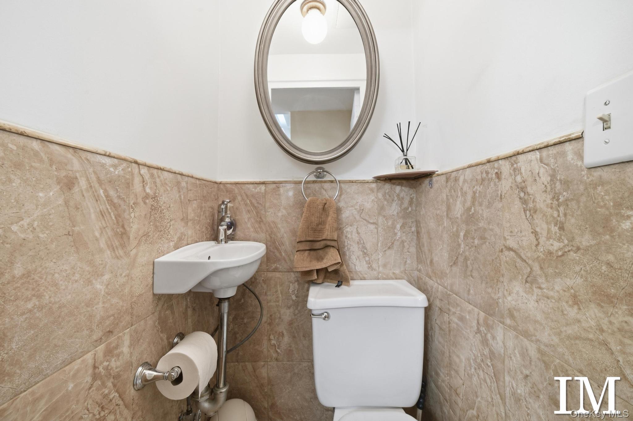 147-47 Charter, Unit 22 B photo 23