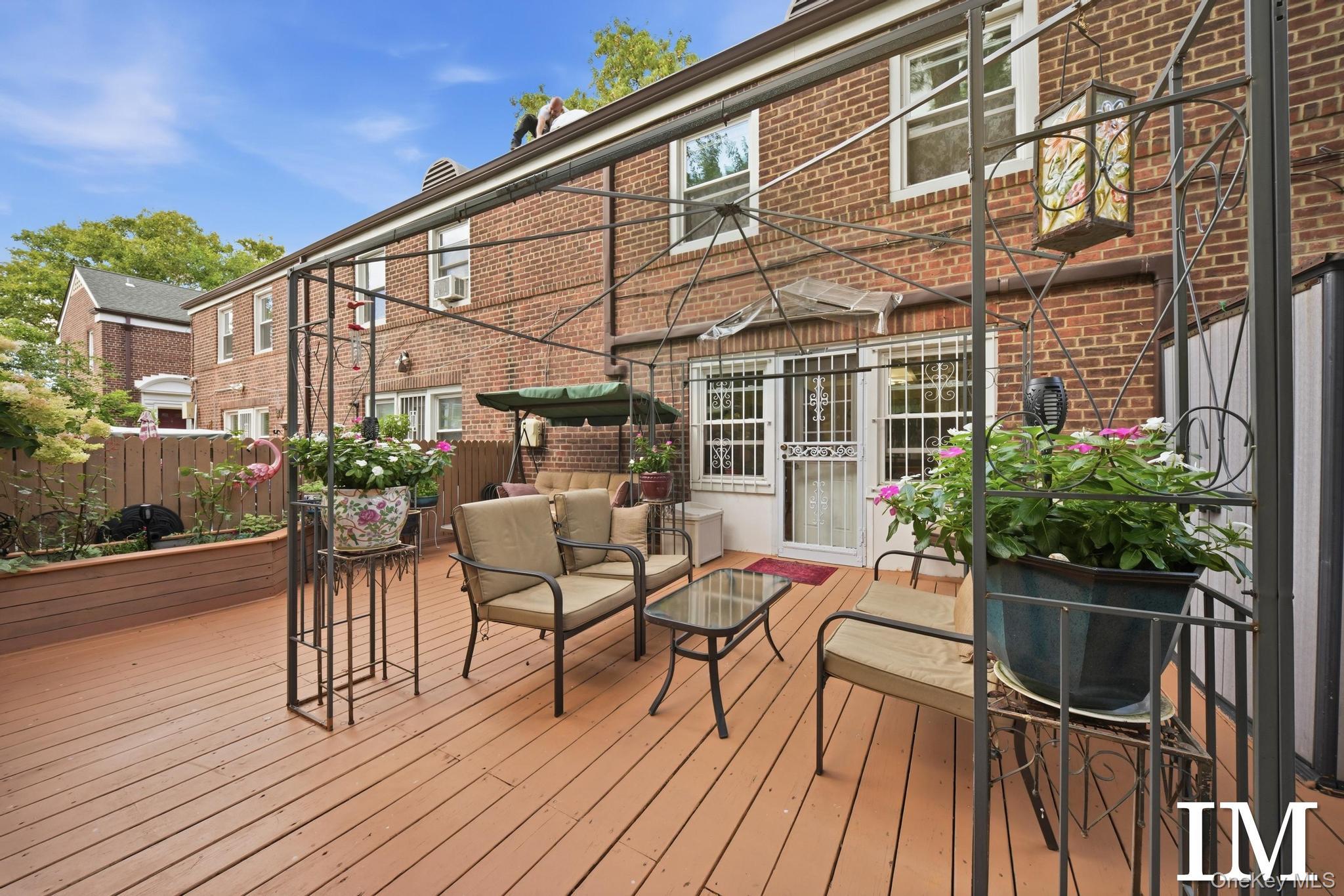 147-47 Charter, Unit 22 B photo 6