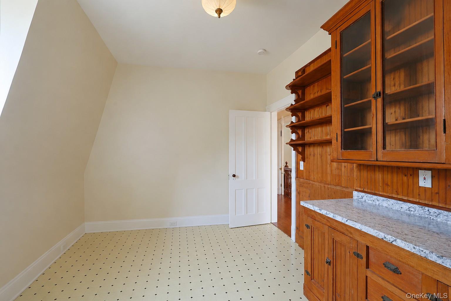 129 Academy Street – For Sale photo 33
