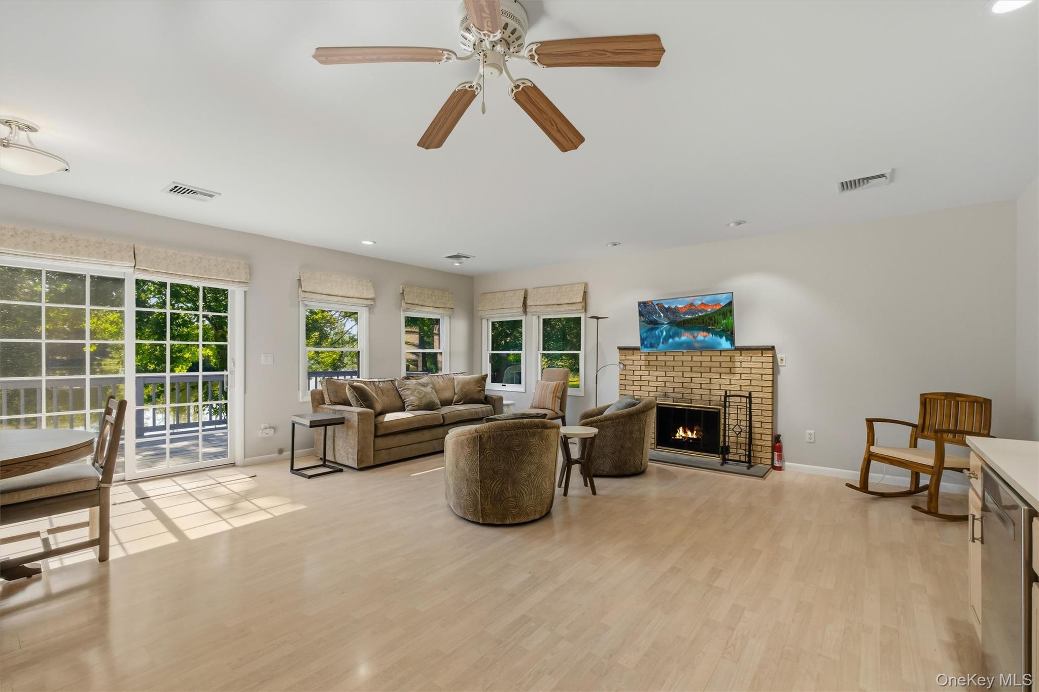 136 Lake Road – For Sale photo 8