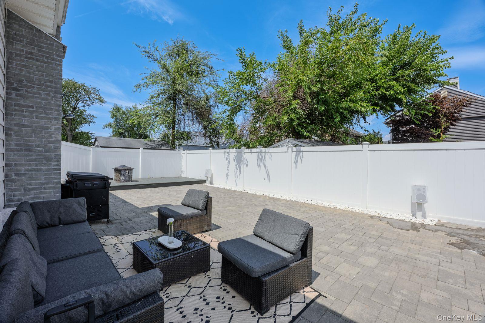 286 E Lexington Avenue – For Sale photo 16