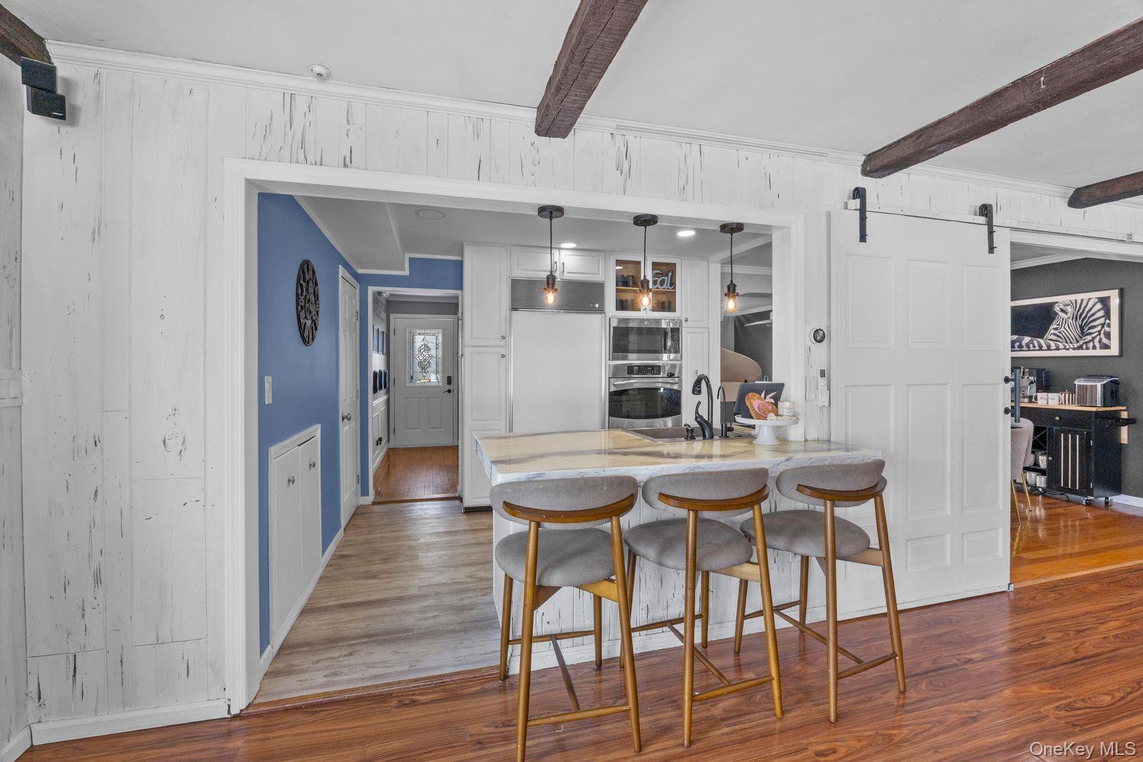 286 E Lexington Avenue – For Sale photo 8
