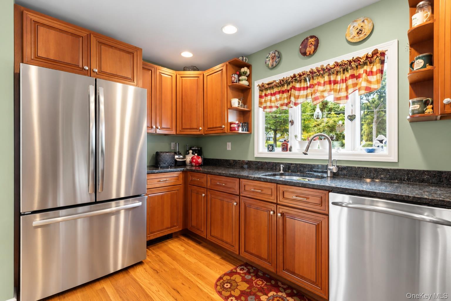 15 Hood Place – For Sale photo 7