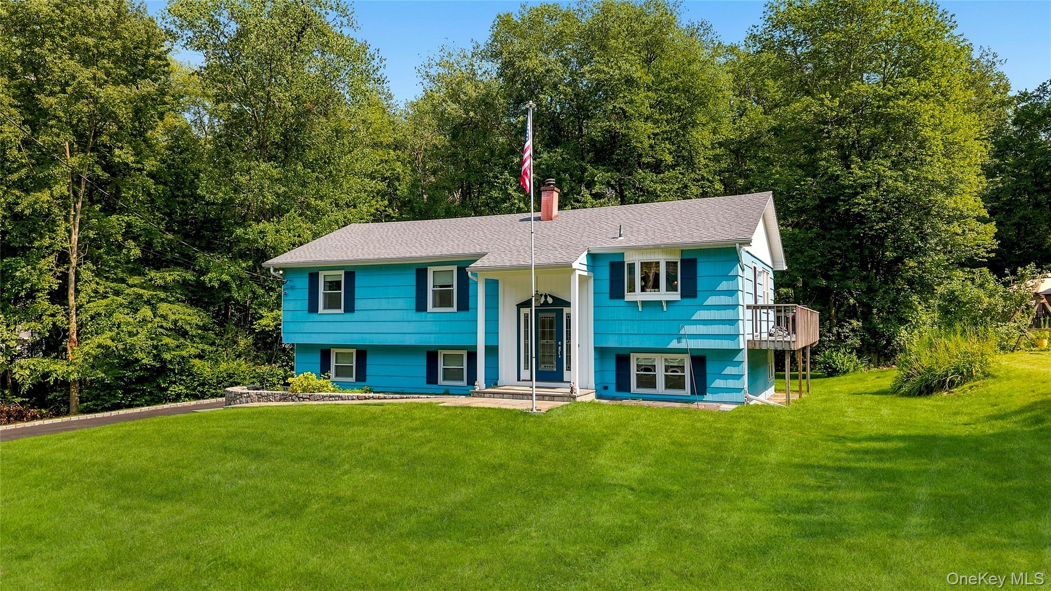 15 Hood Place – For Sale photo 2