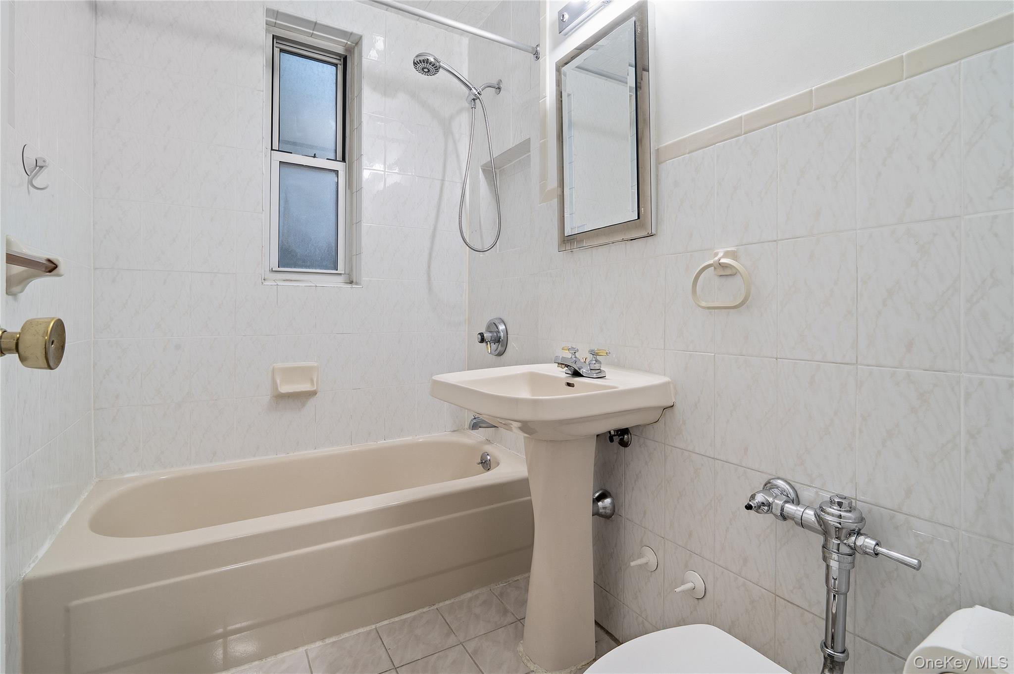 74-45 Yellowstone Boulevard, Unit 3D photo 13
