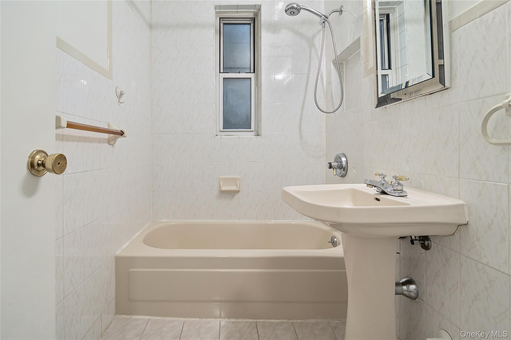 74-45 Yellowstone Boulevard, Unit 3D photo 14