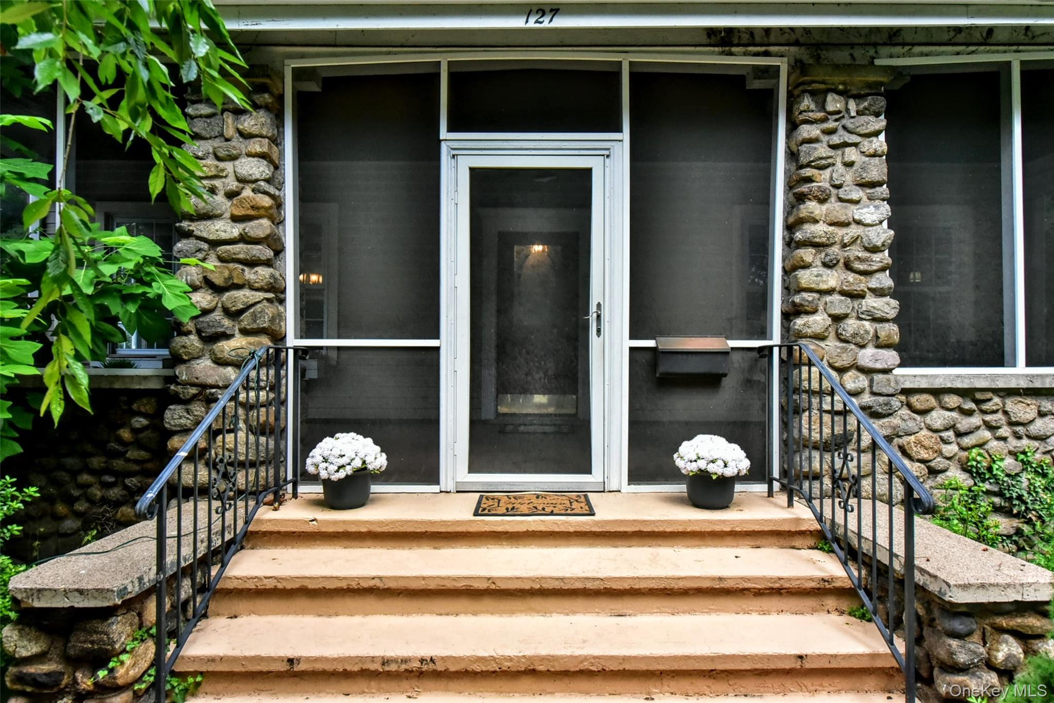 127 Hunt Avenue – For Sale photo 5